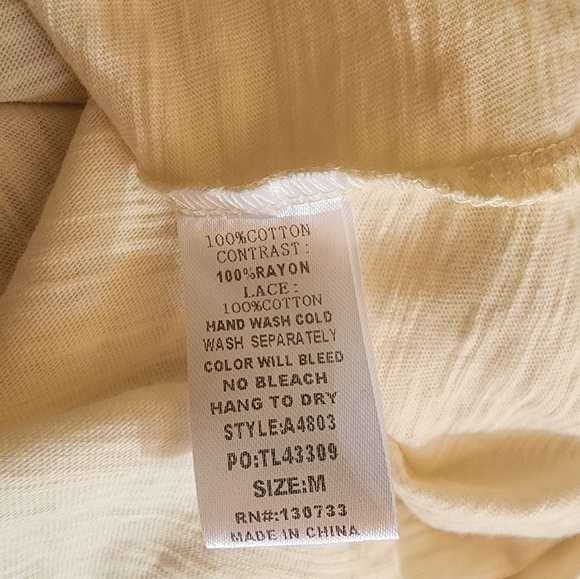 Umgee Dress Medium Cream With Tropical Floral Puff Sleeves 100% Cotton Boho - Picture 11 of 12